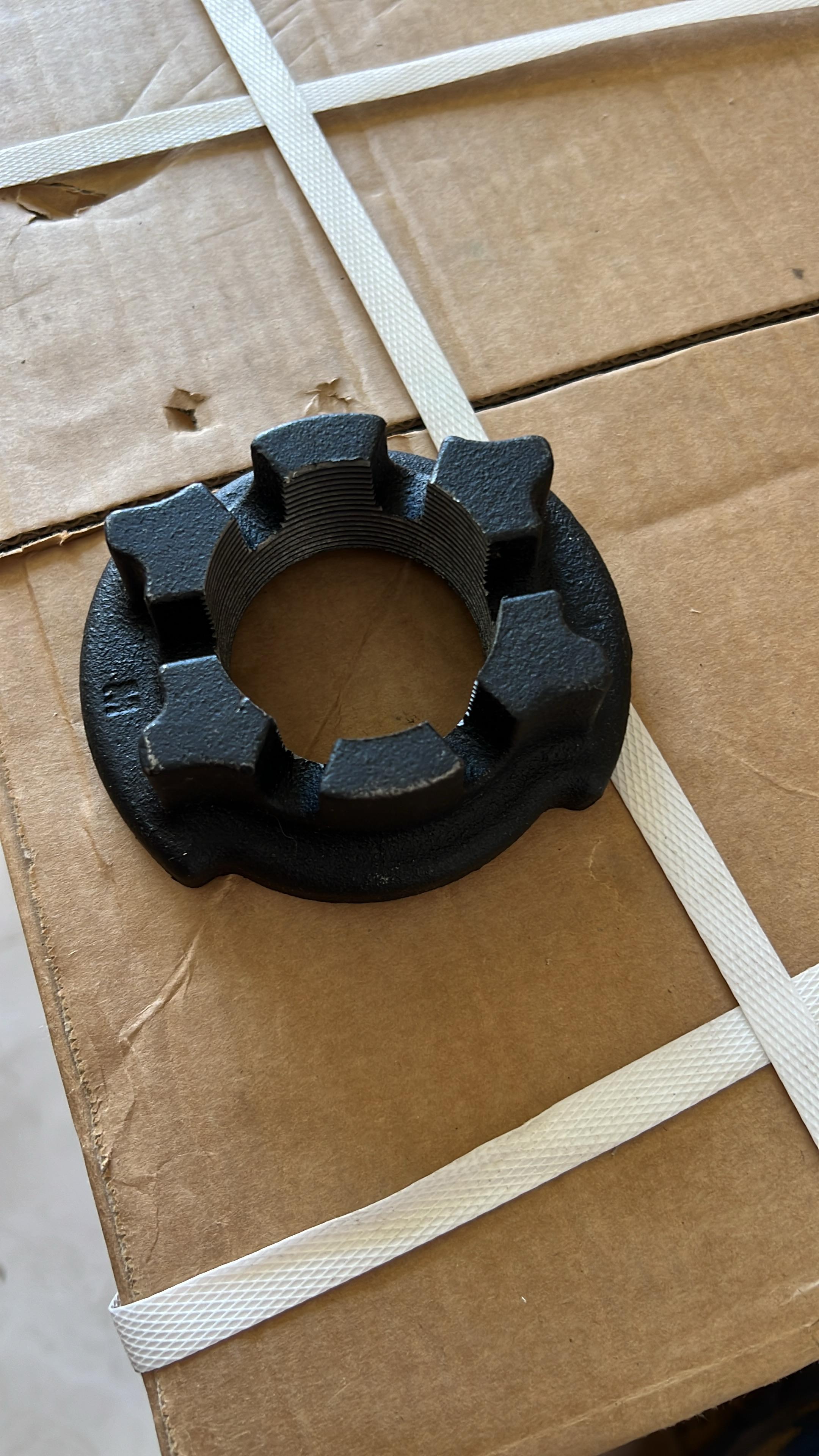 TUERCA RUEDA CHATA BPW